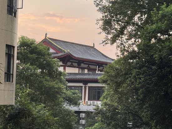 新興翔順龍山酒店優惠