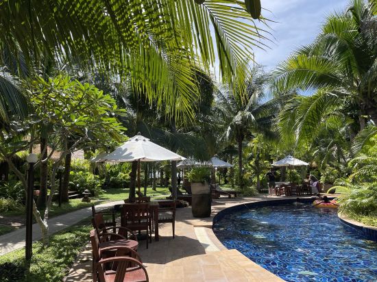 麗貝島日出海灘馬裏度假村優惠