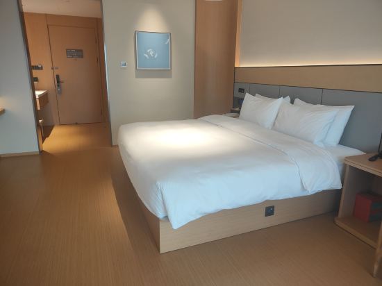 中山江畔商務酒店優惠