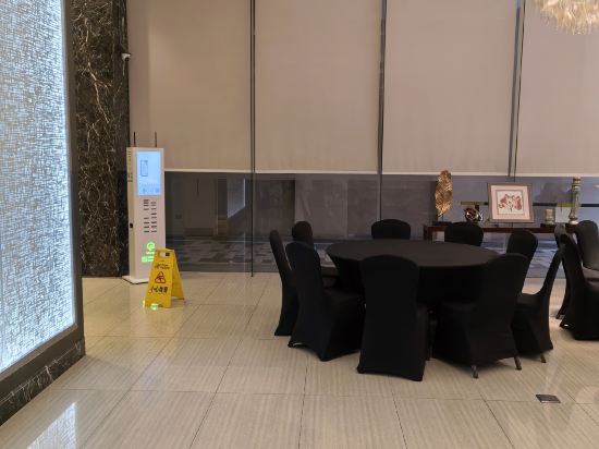 瑞士貝爾馬卡蒂瓦萊羅套房大飯店優惠