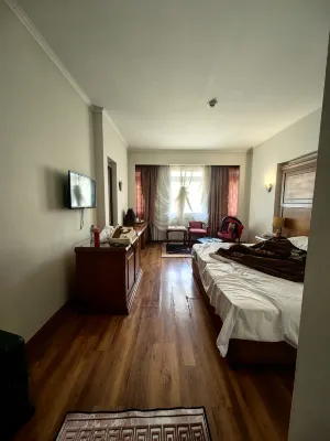 Cleopatra Hotel Zimmer Photos