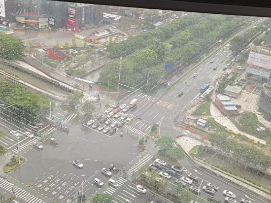 佛山禪城智選假日飯店（魁奇路地鐵站創意產業園店）優惠