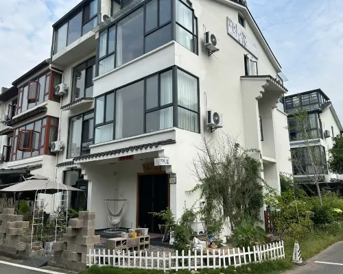 Alaya & Karas Homestay من الخارج Photos