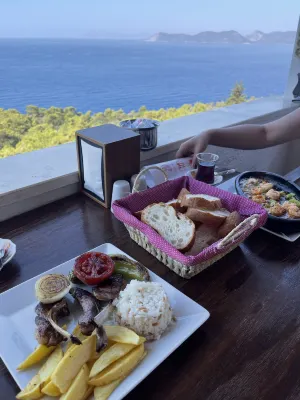 Lov Faralya Adults Only Mahlzeiten Photos