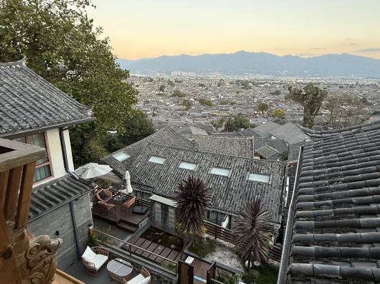 麗江尋隱觀景客棧（大水車店）優惠