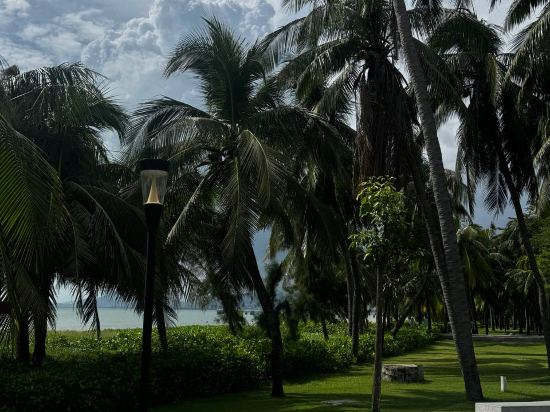 速8精選酒店（三亞灣海月廣場店）優惠