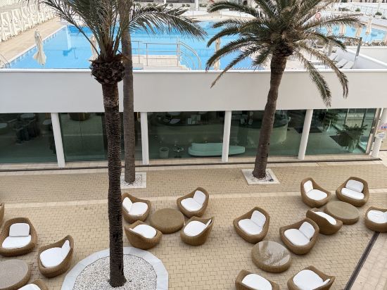 瓦倫西亞拉斯阿瑞納斯温泉療養度假村優惠