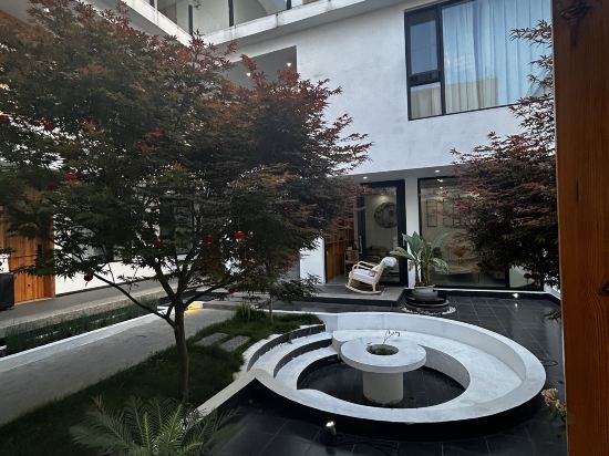 大理攬雲塵宿客棧優惠