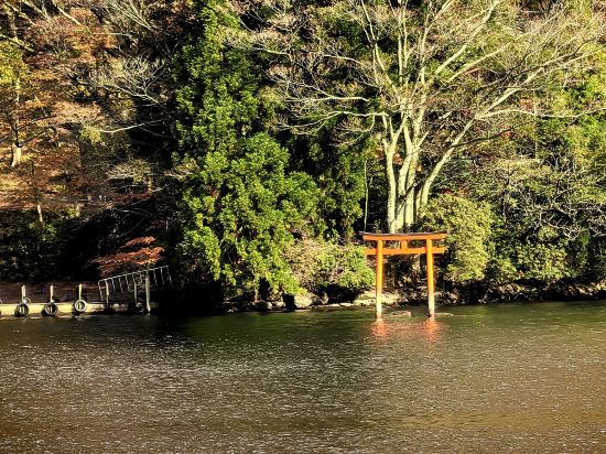 【箱根湯本駅徒歩3分★OPEN★箱根最安】川のせせらぎを楽しめるお宿「箱根湯本 春夏秋冬」 クーポン