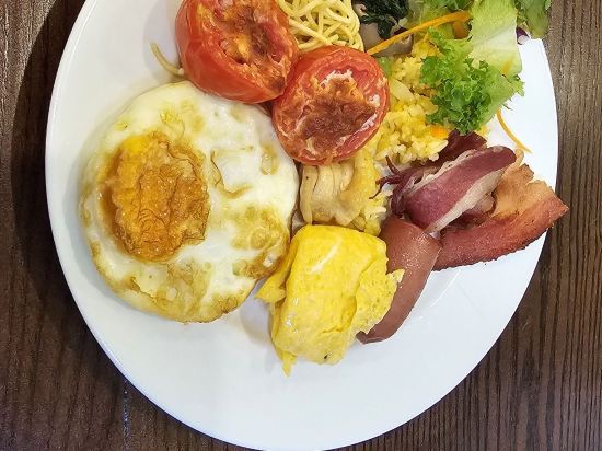 帕拉貢內白飯店及泳池優惠