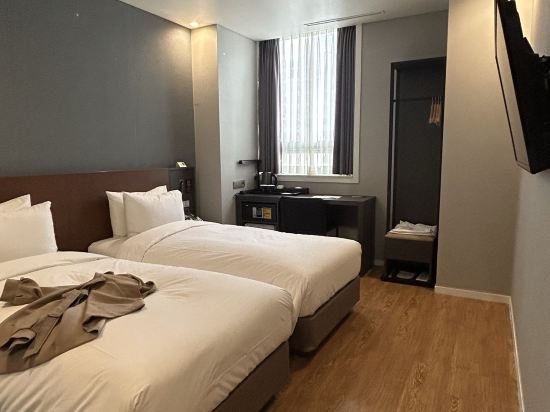 阿爾班市飯店優惠