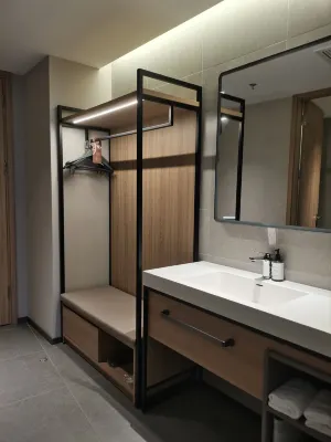 HomeinnsPlus Hotel (Shanghai Dishui Lake Port) Kamar Photos