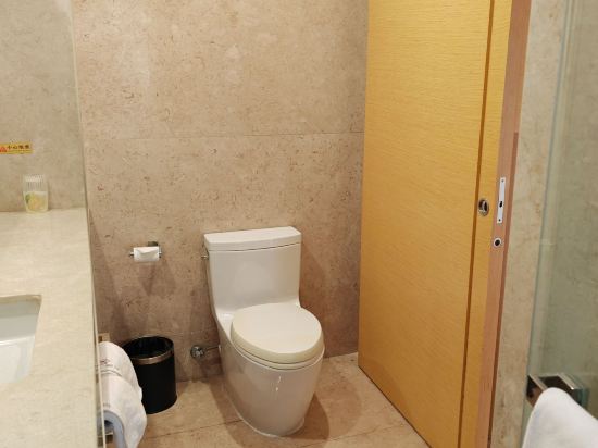 萬隆國際公寓（廣州琶洲會展中心店）優惠