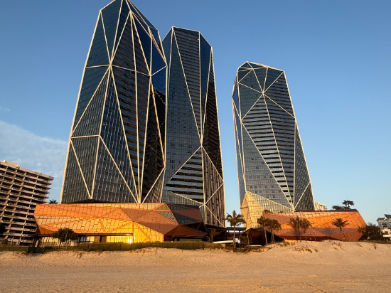 黃金海岸朗廷飯店和珠寶公寓優惠