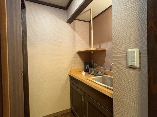 圖克諾尼瓦飯店優惠