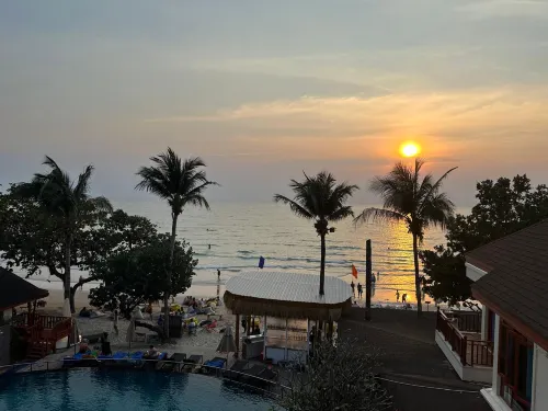 Mac Resort Hotel Photos