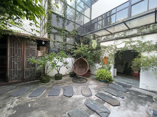隱居村客棧（珠海華髮商都店）優惠