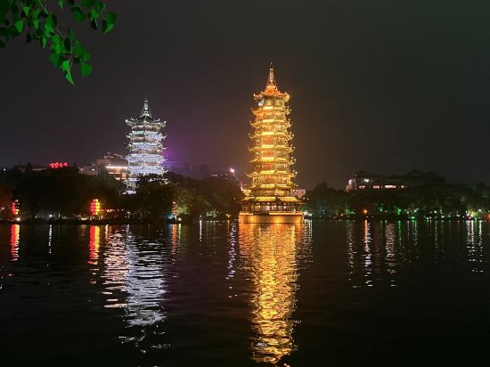 桂林灕江大瀑布飯店（象鼻山兩江四湖店）優惠