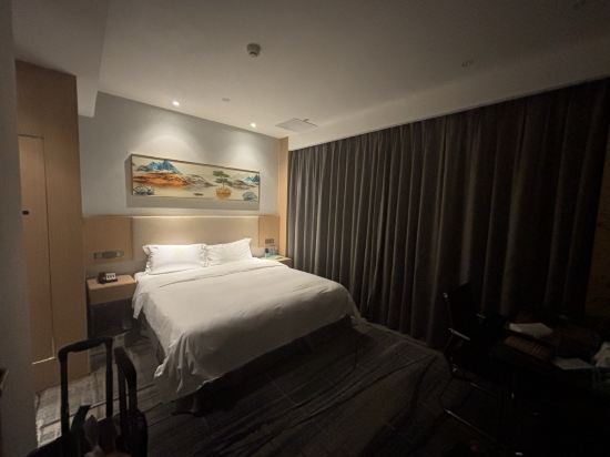 萬國國際酒店（深圳福田會展中心店）優惠