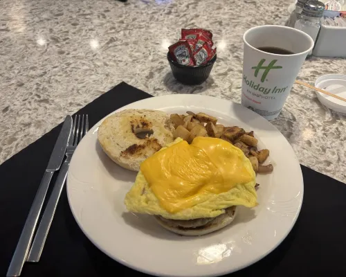 Holiday Inn ARLINGTON AT BALLSTON by IHG Makanan Photos