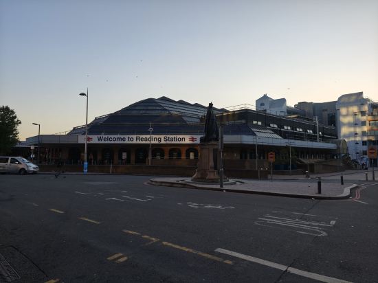 雷丁中心宜必思酒店優惠