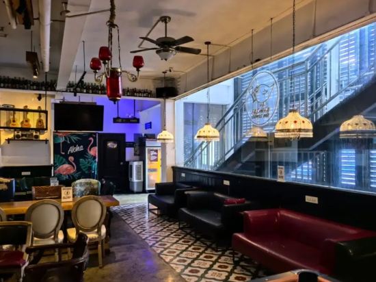 POSHPACKER拖板鞋青年旅舍旅行酒店（成都太古裏春熙路地鐵站店）優惠