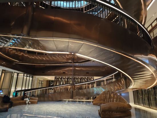 南寧中心永恆皇冠假日飯店優惠