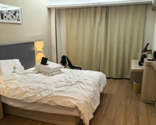 He Xuan Hotel (Wuyue Square Store) Номера Photos
