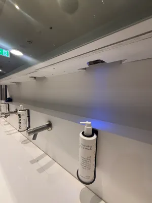 Zedwell Capsule Hotel Piccadilly Circus Zimmer Photos