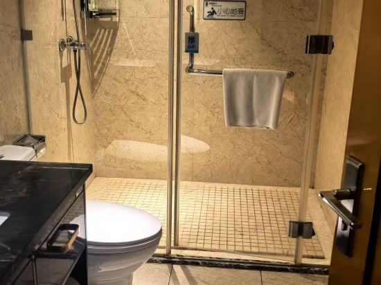 和頤至格酒店（西寧海湖新區萬達廣場店）優惠