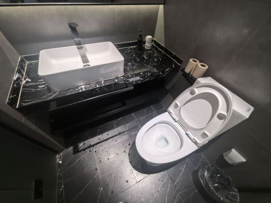 惟凱電競飯店（上海虹橋樞紐龍湖天街店）優惠