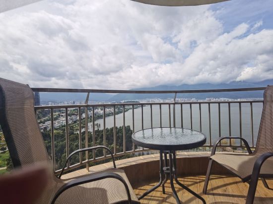 大理洱海龍灣假日飯店優惠