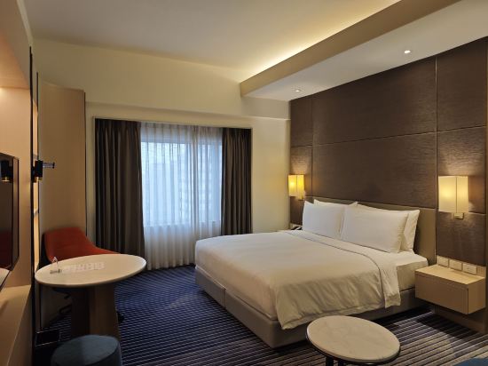Crowne Plaza 曼谷隆比尼公園皇冠假日飯店優惠
