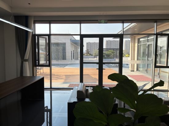 柏蔓藝術花園飯店（濟南西站會展中心店）優惠