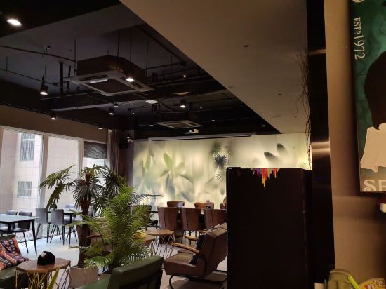 合宿設計師飯店（西安鐘鼓樓南門小寨大唐不夜城店）優惠