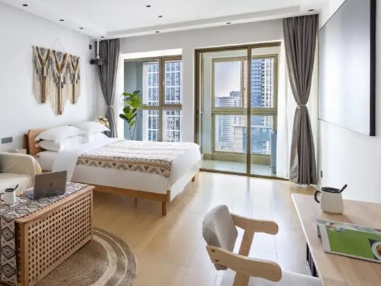 麗致公寓飯店（昆明七彩之門店）優惠