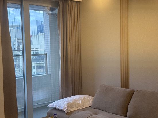 朗華影音Hotel（深圳福田會展中心店）優惠