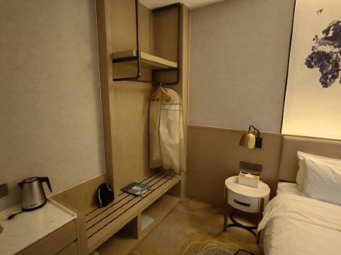 凱里亞德酒店（深圳機場固戍地鐵站店）優惠