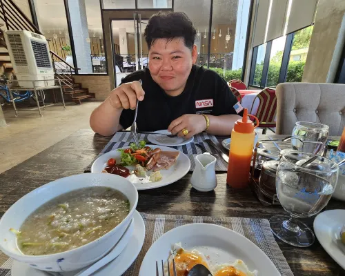 Blue Wave Hotel Hua Hin Makanan Photos
