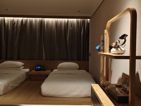 麗呈別院·四季漫居溫泉飯店（九寨溝景區店）優惠