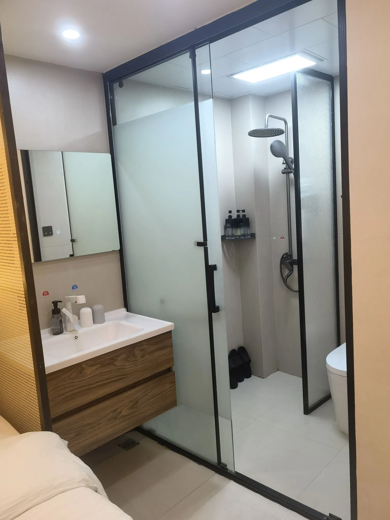 Qingshanjian Riverside Stilt House Inn (Phoenix Ancient Town - Hongqiao North Gate Pier Branch Rooms Photos