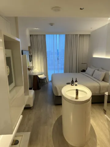 Loft Plus Hotel's Photos