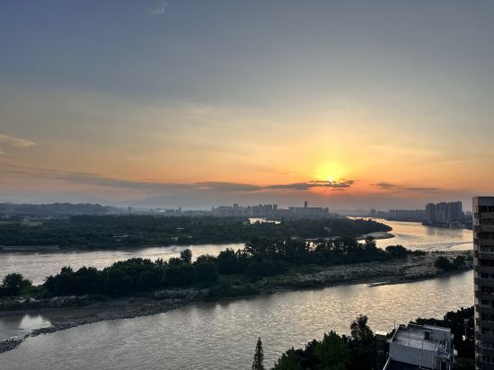 江山勝景民宿酒店（樂山大佛店）優惠