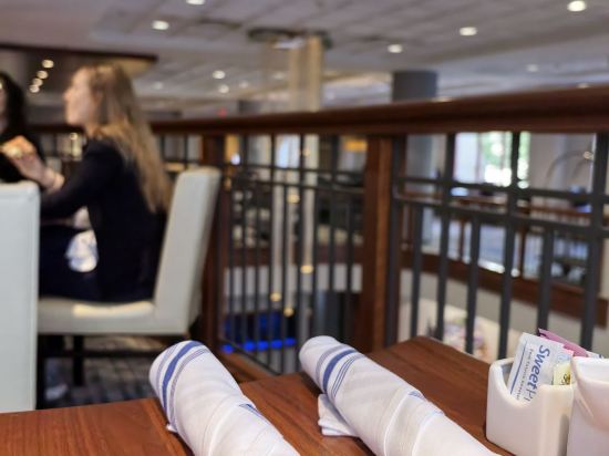 波士頓市區希爾頓逸林飯店優惠