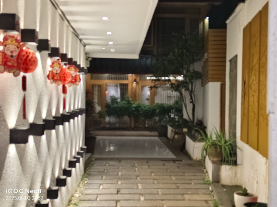 麗江無華回顧·Free·設計師.dream.遊隱美學·泳池美宿（麗江古城中心店）優惠