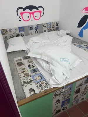 Popeye Holiday Inn Номера Photos