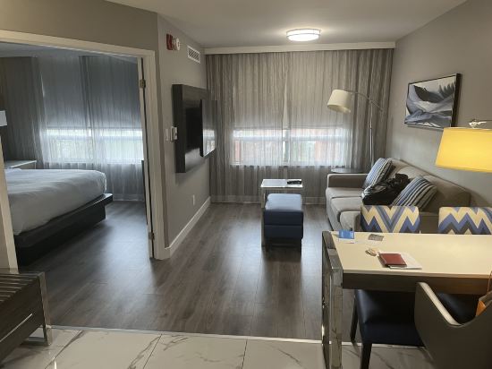 多倫多機場希爾頓大使館套房酒店優惠