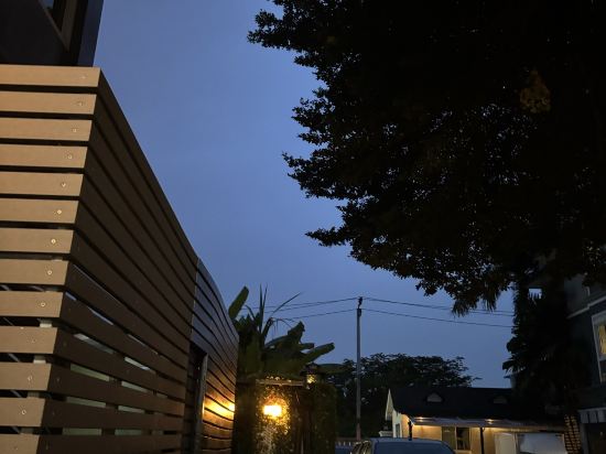 艾特居住素萬那部酒店優惠