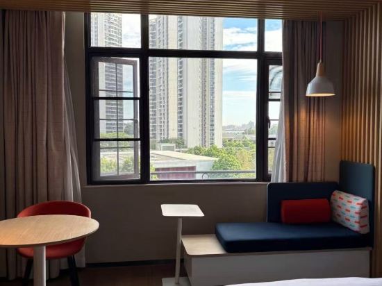 廣州番禺智選假日酒店優惠