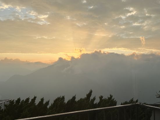 南投清境天星渡假山莊優惠